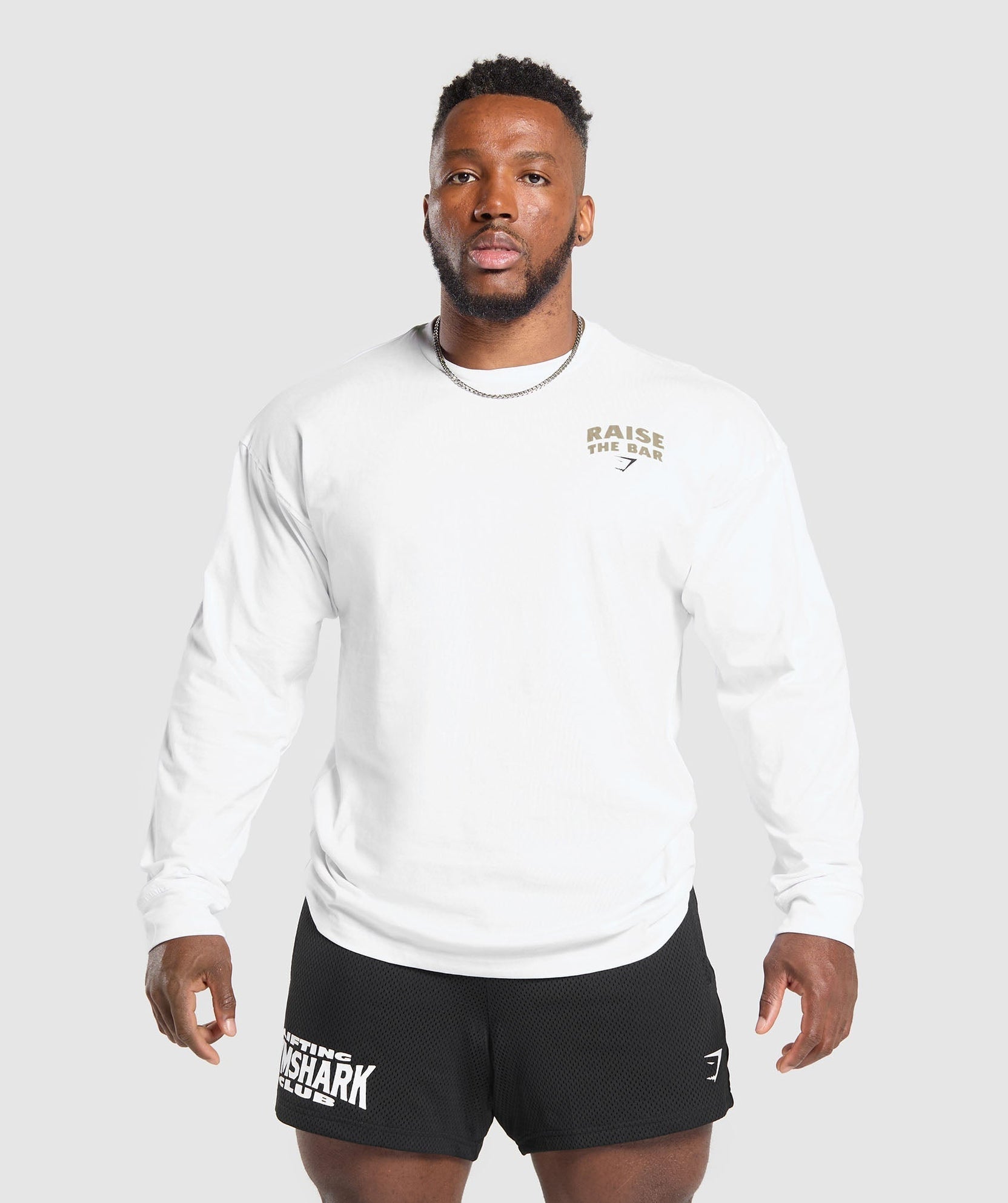 Camiseta de manga larga "Raise The Bar"