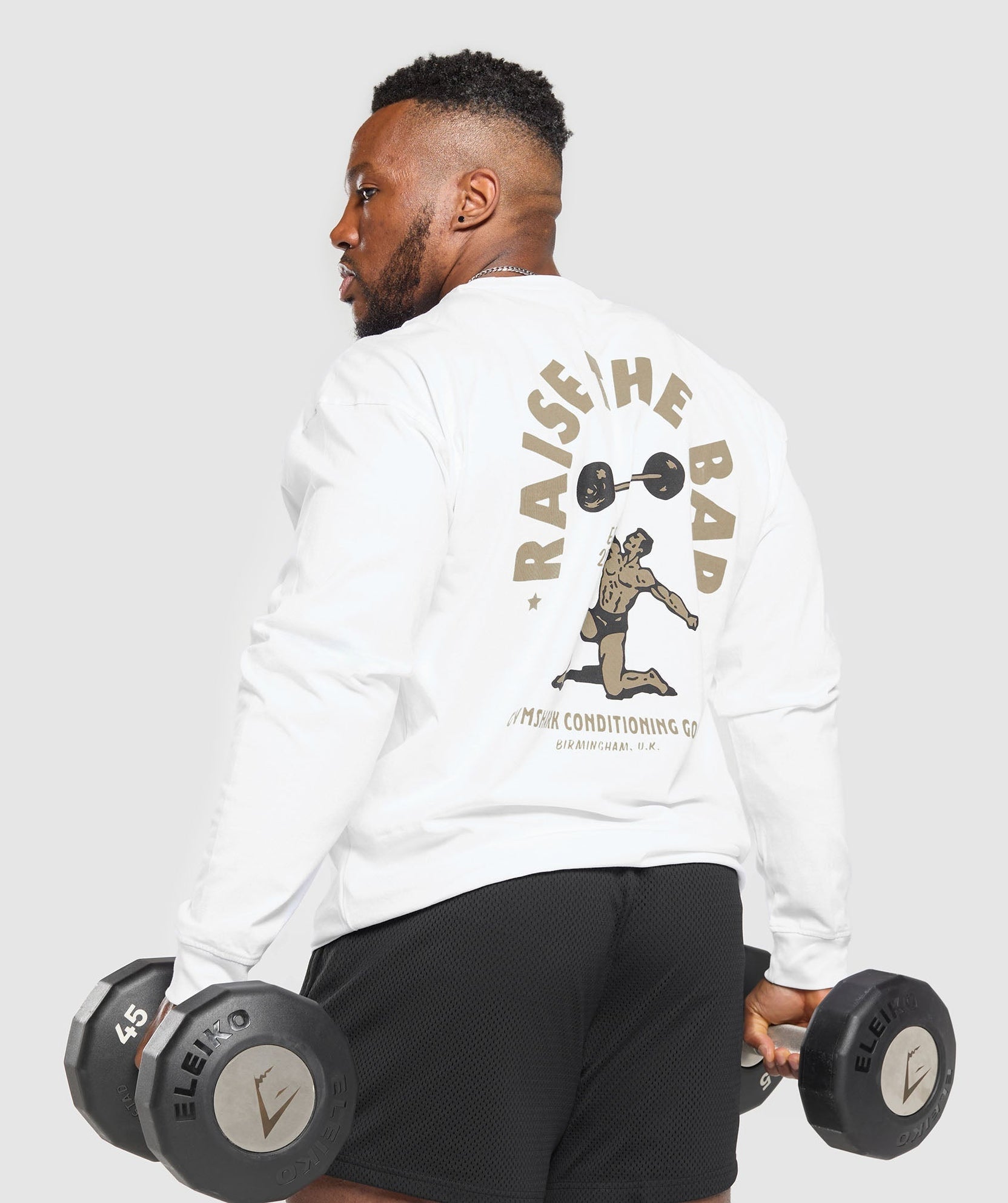 Camiseta de manga larga "Raise The Bar"