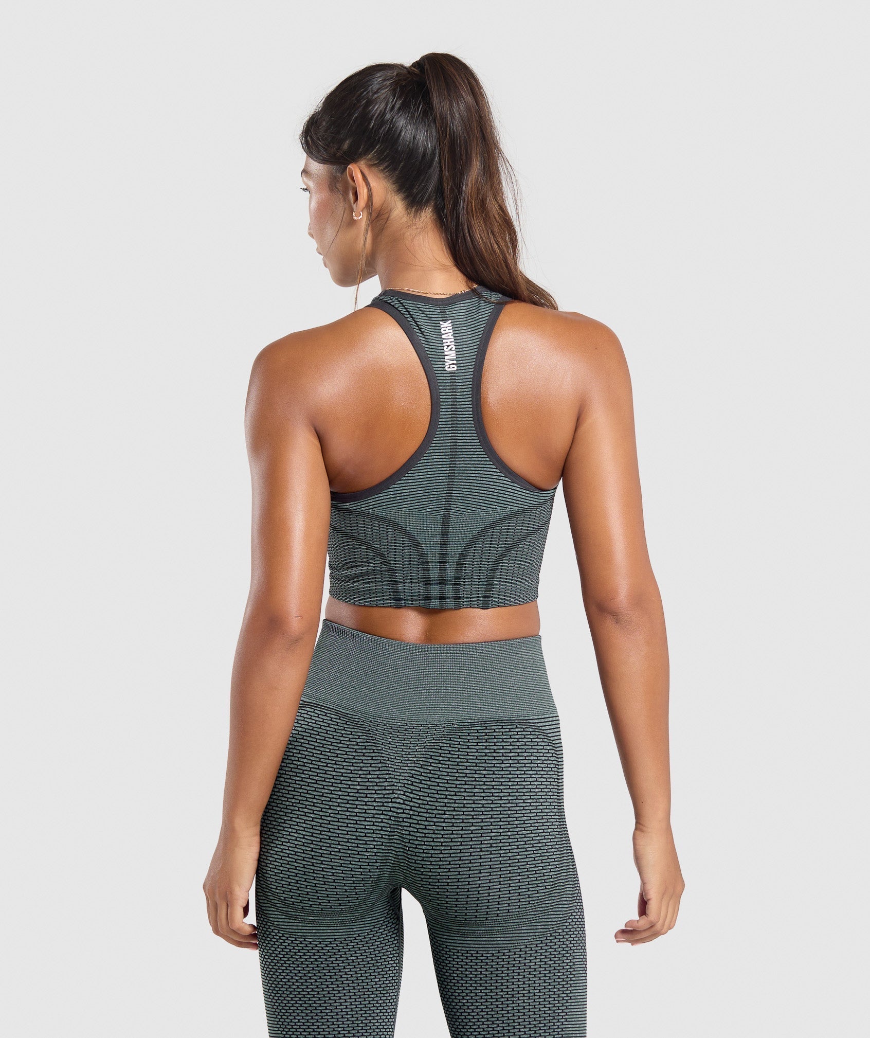 Camiseta deportiva sin costuras corta